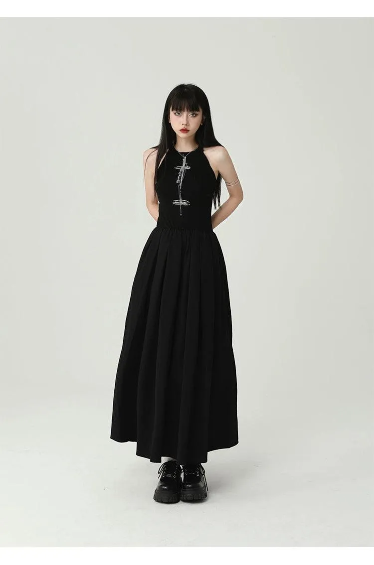 Ladyghost Gothic Sleeveless Maxi Dress - Women'S Black A-Line Gown With Cross Pendant And Pentagram Belt