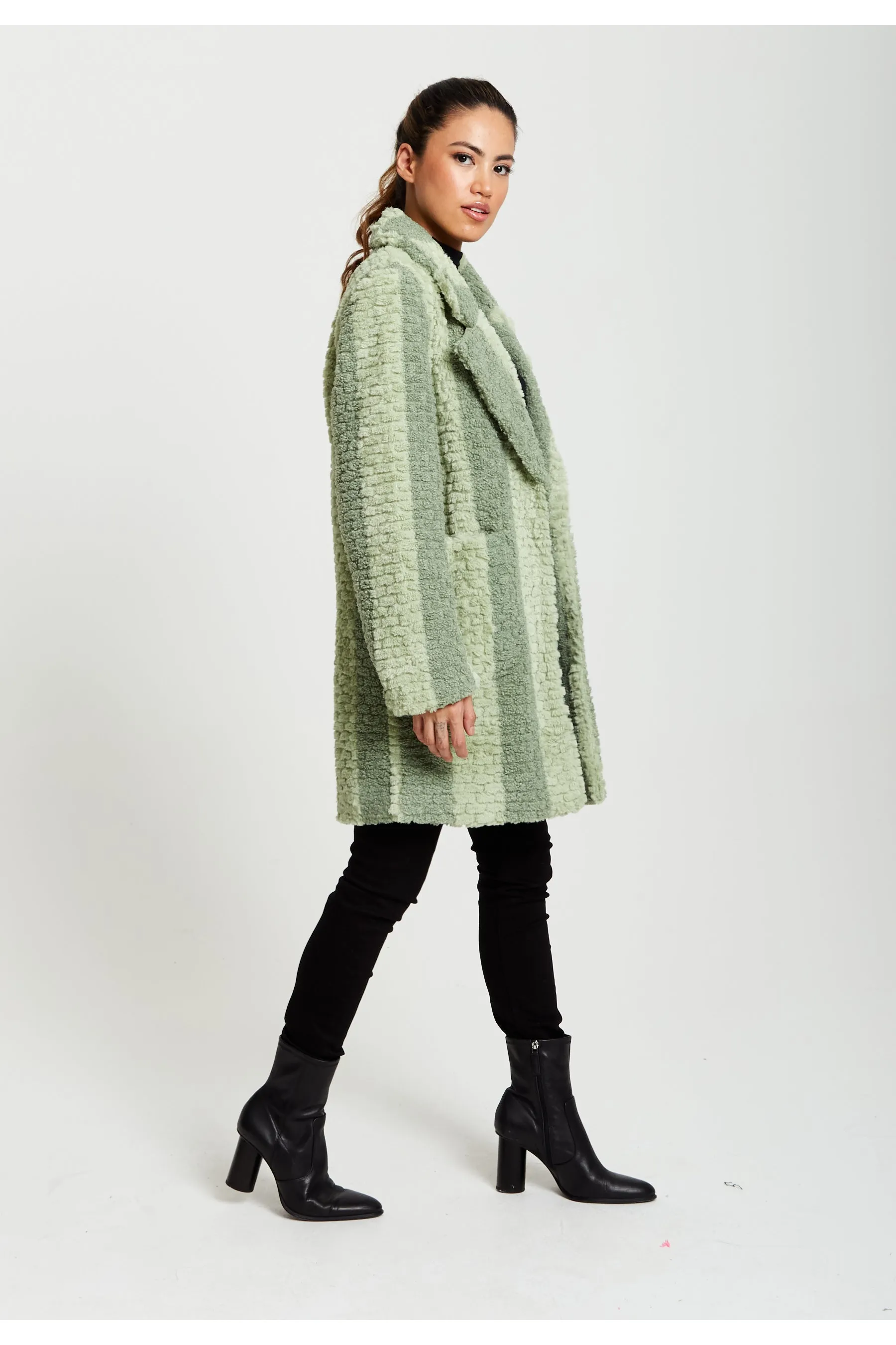 Liquorish Teddy Coat In Green Stripe